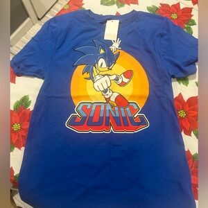 Blue Sonic the Hedgehog tshirt. Kids size xl
